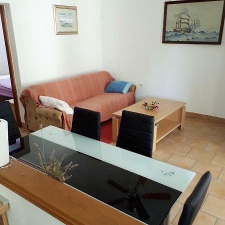 Apartament Apartman Fox Pirovac Zewnętrze zdjęcie